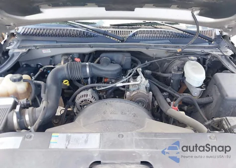 2004 Chevrolet Silverado 1500 z USA, uszkodzony, nr VIN 1GCEC14X24Z196650